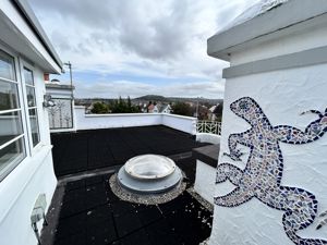 Photo 27- click for photo gallery